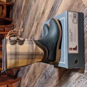 Alpine Design Boots, NWOT, Size 7, Brown, Water Resistant